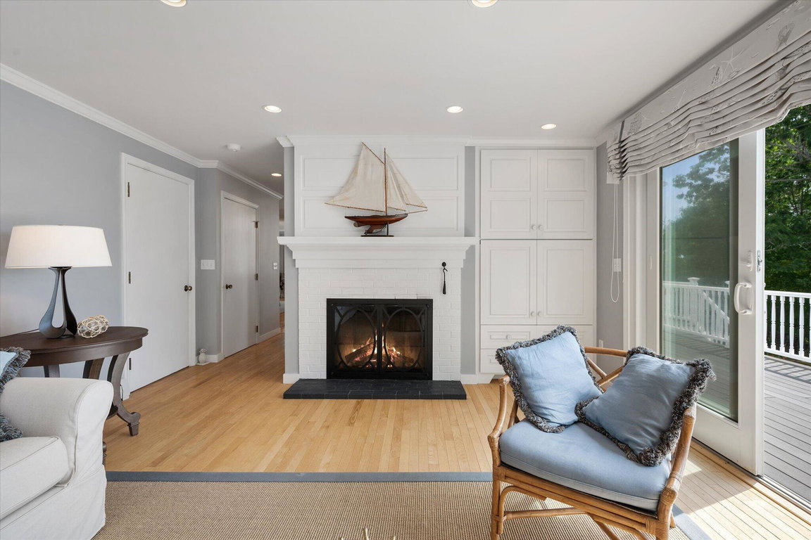 22-Living Room