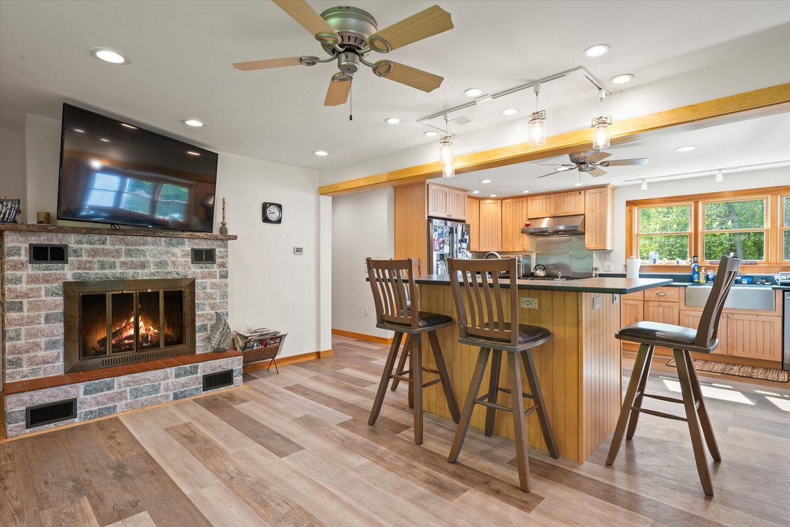 29-Kitchen & Dining