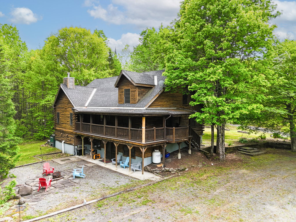385 Johnson Flat Road Pittsfield