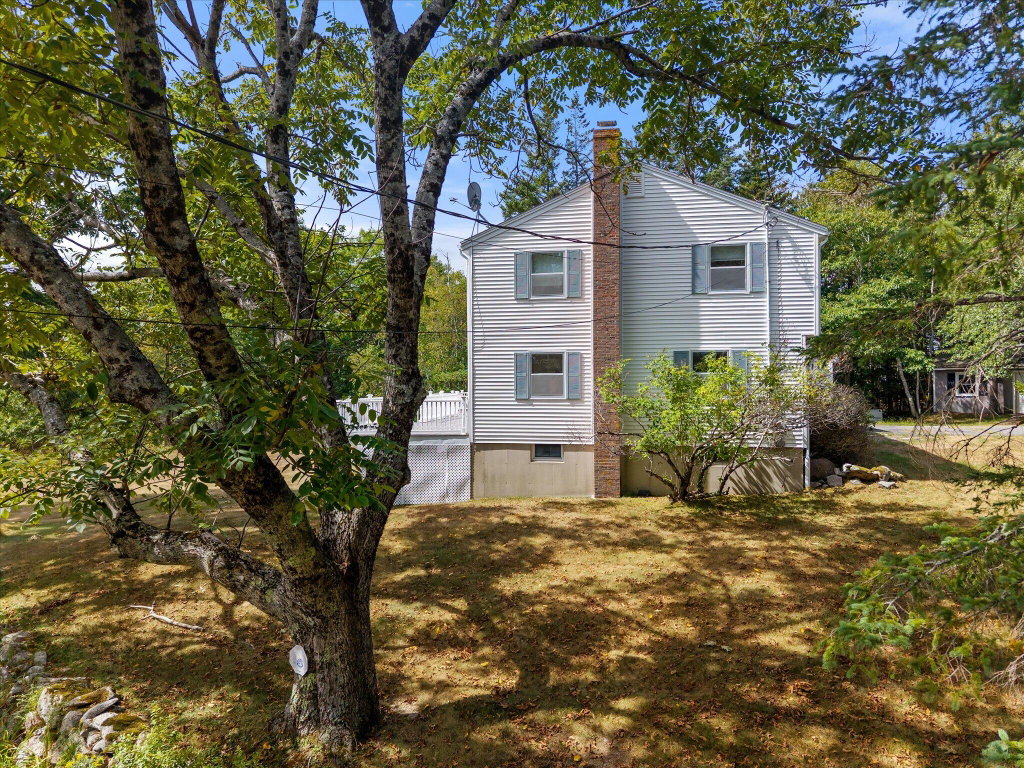 26-41 Browns Ave