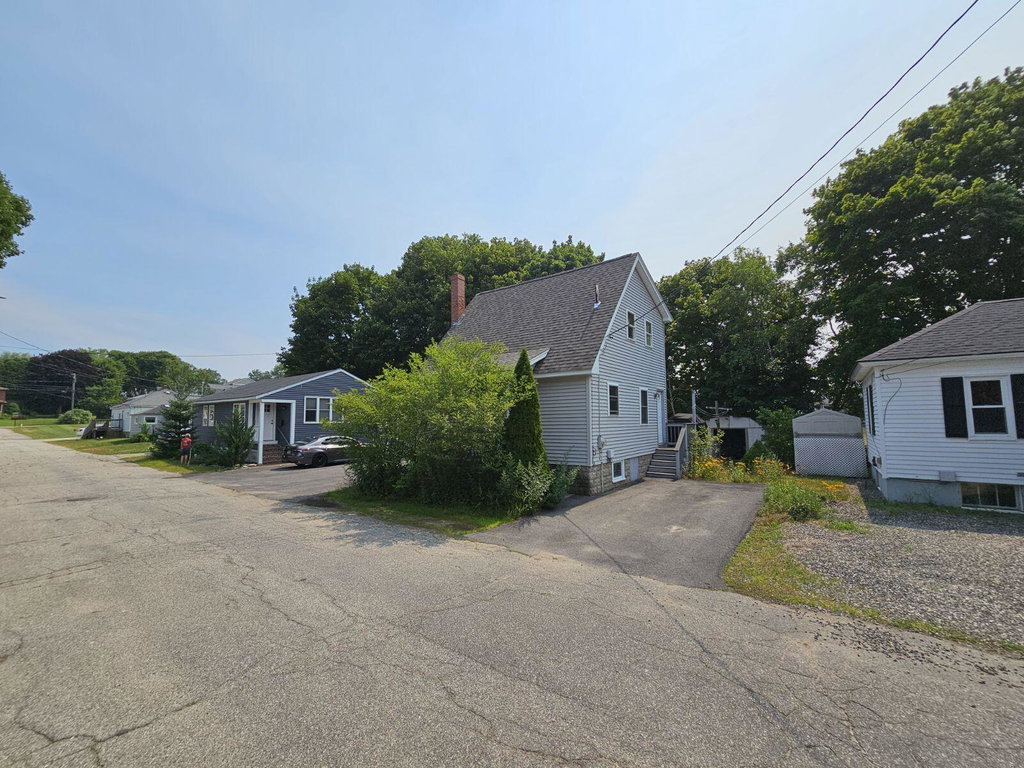 9 Home Street Sanford