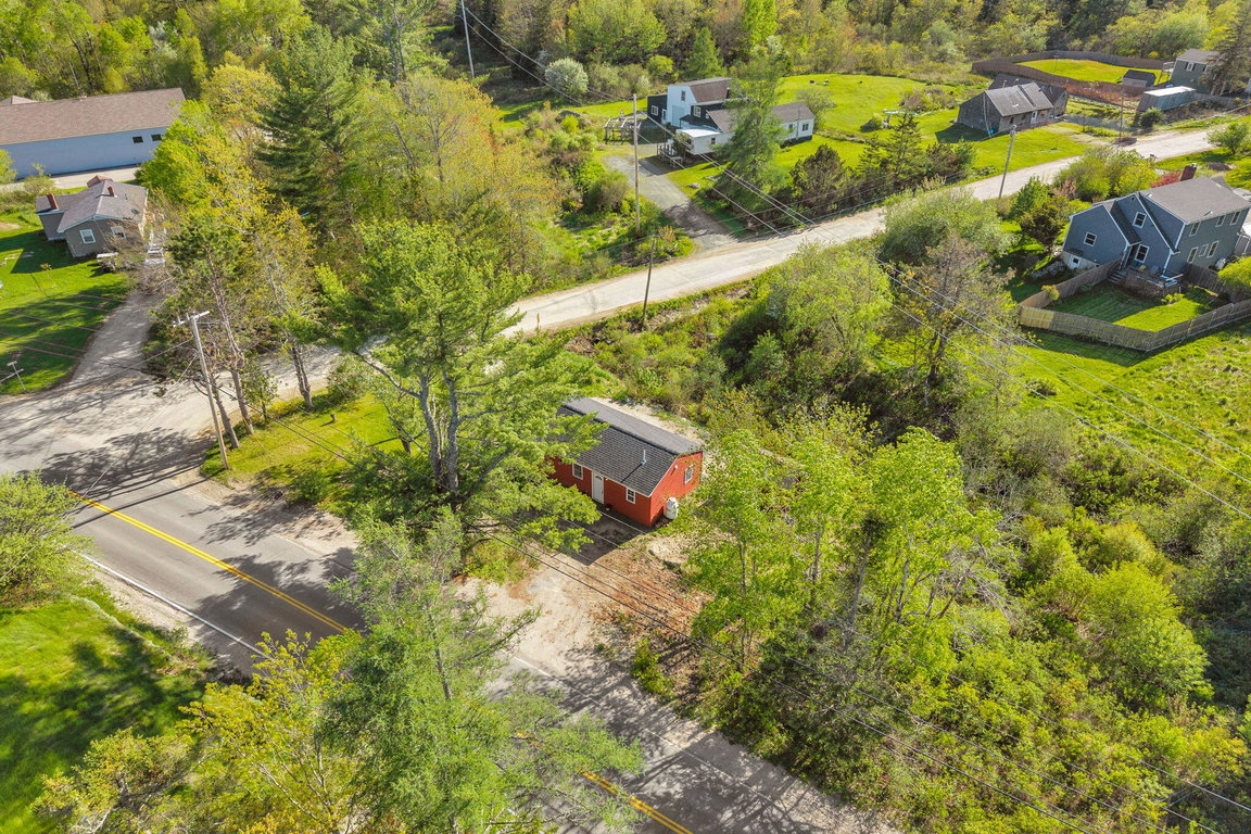 37-web-or-mls-727-n-bend-rd