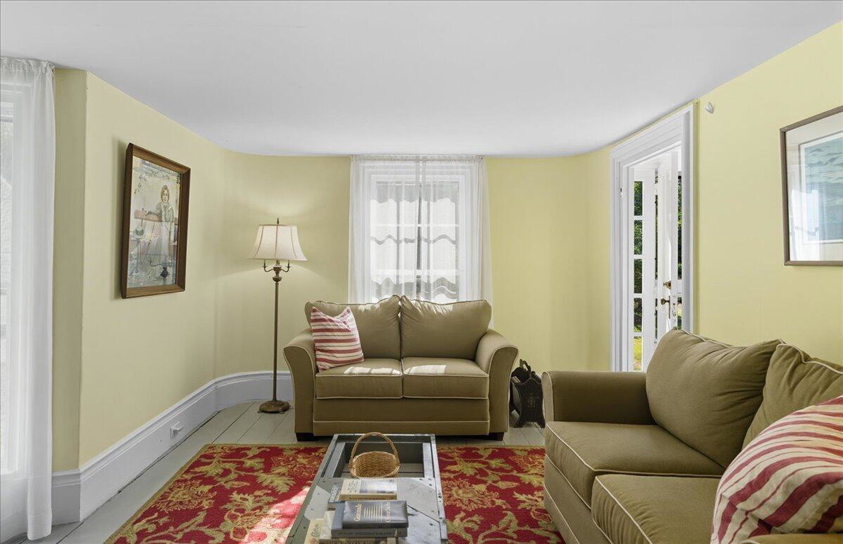 13 553 N. Deer Isle Road