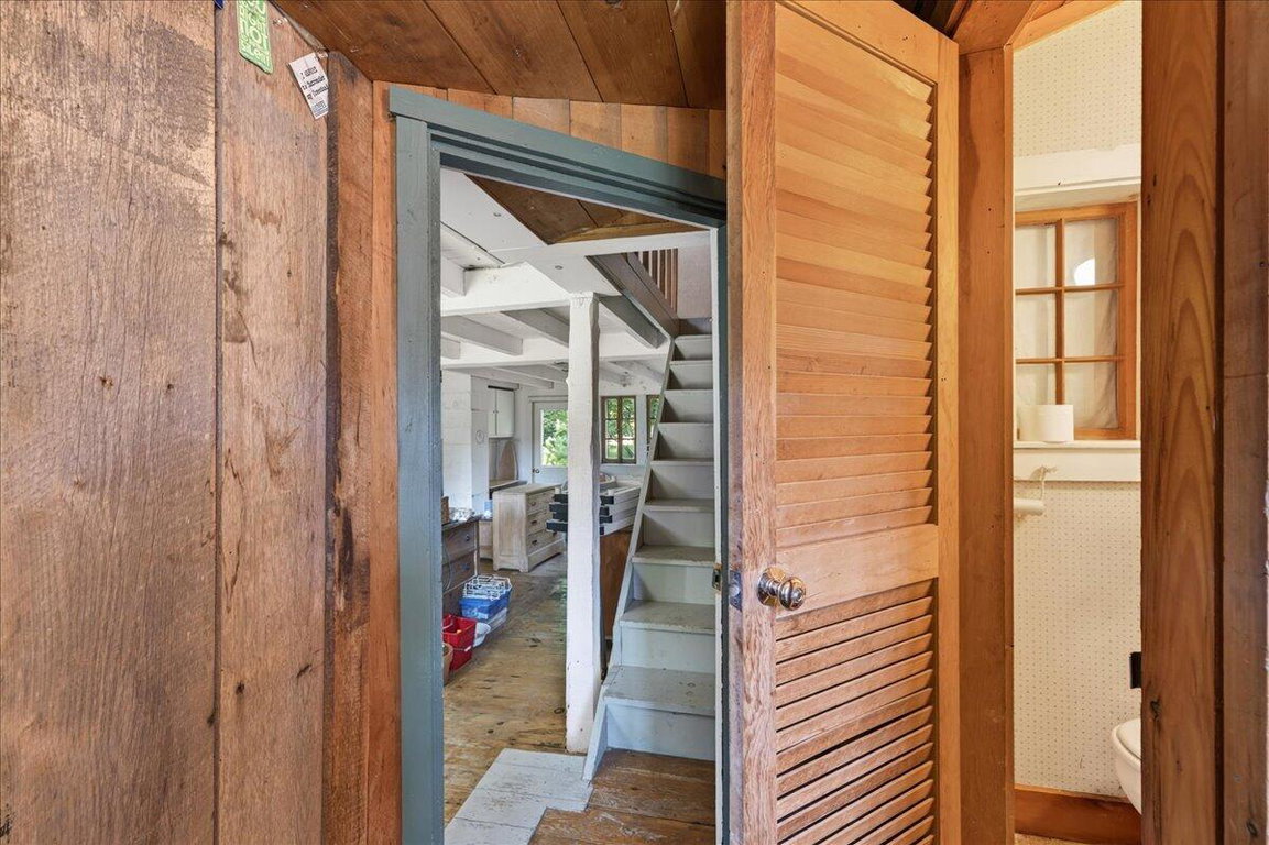 11-521 Morgan Bay Rd-37