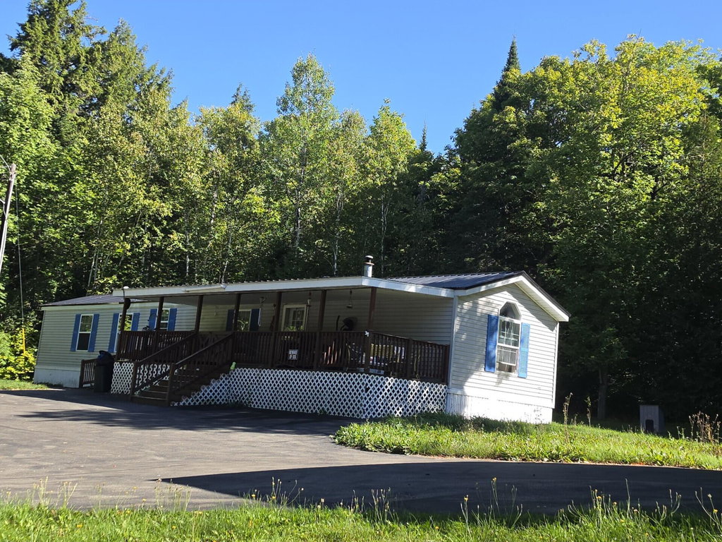 418 Cottage Road Portage Lake