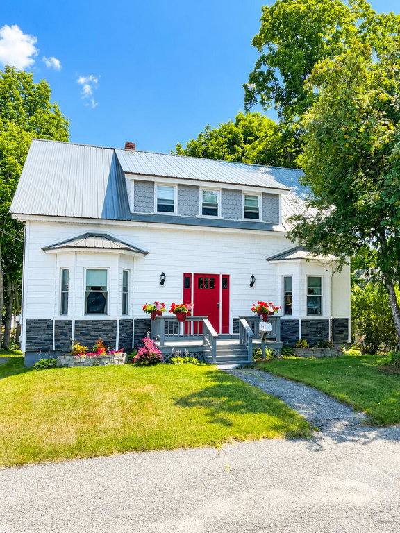 31 Spruce Street East Millinocket