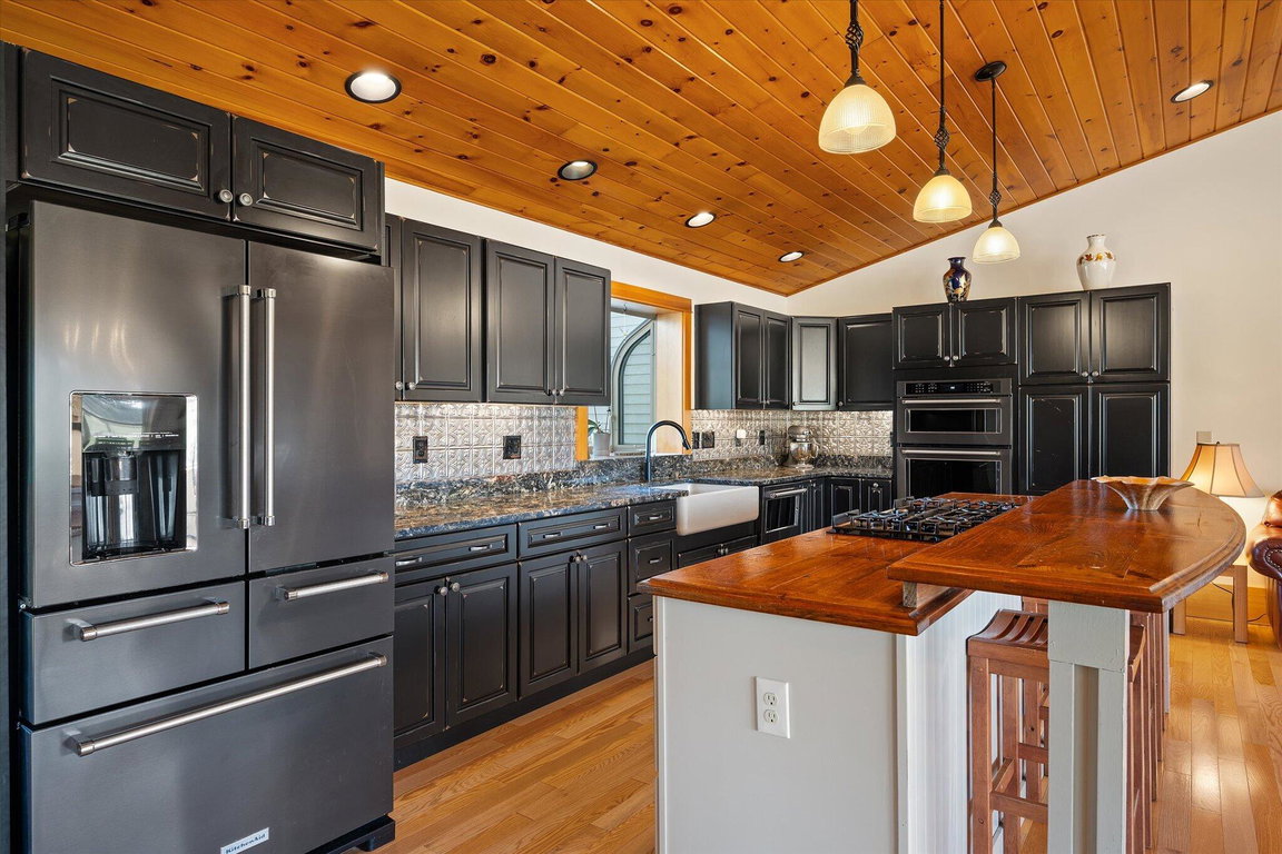 045-Kitchen, Dining