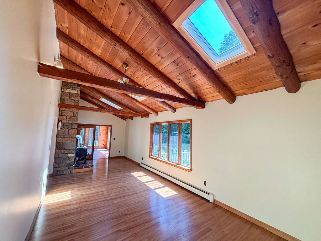 Living Room (2)
