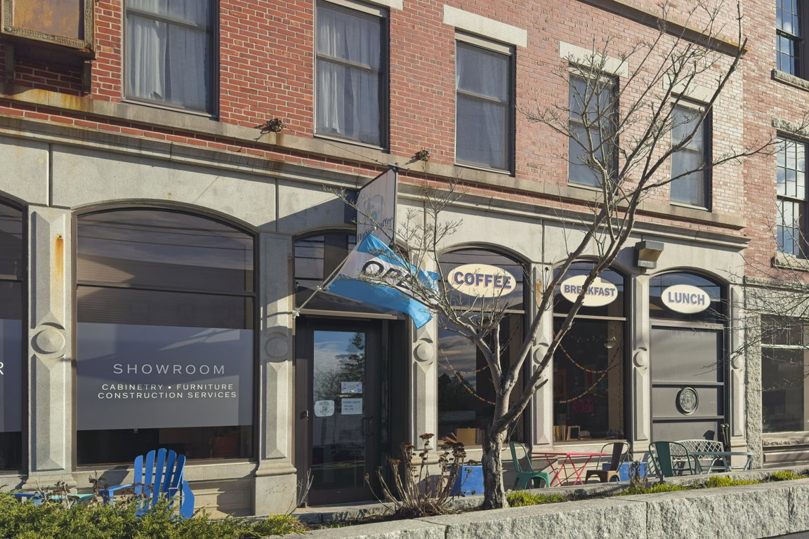 189 Main Street Thomaston
