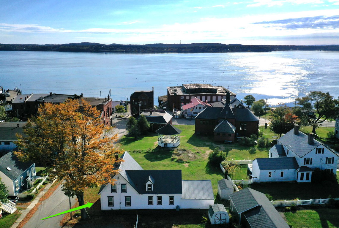 2 & 4 Dana Street Eastport