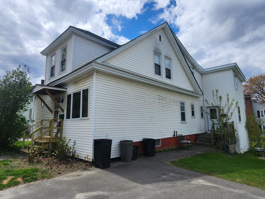 63 Summer Street Waterville