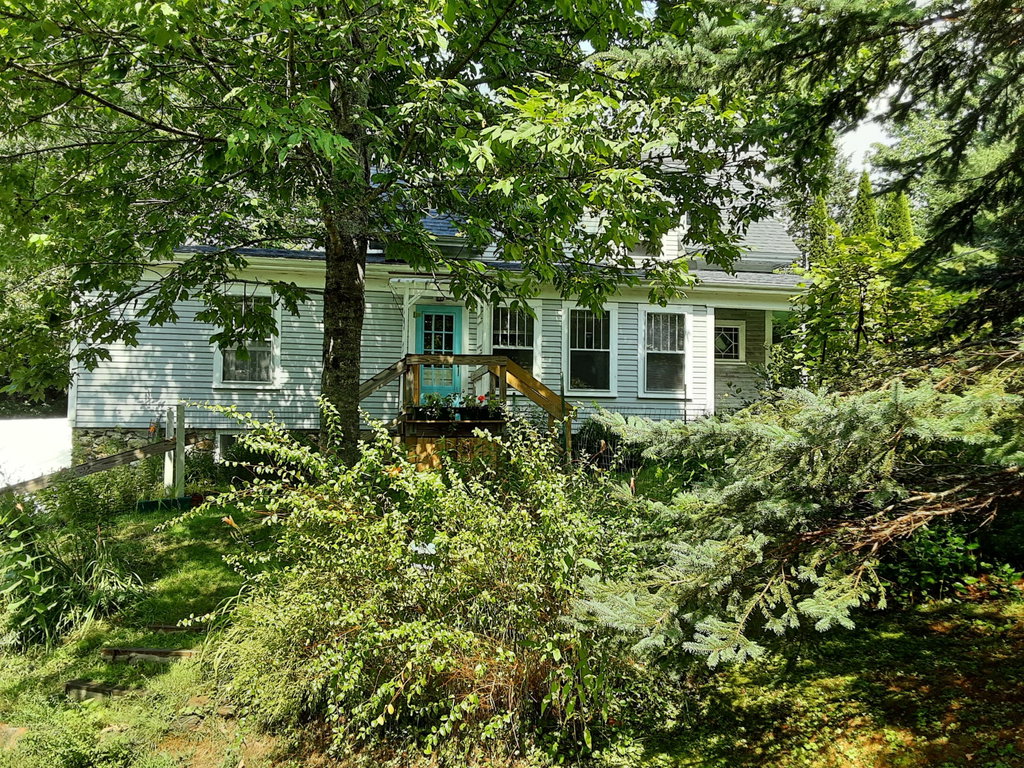 1748 State Route 32  Bristol