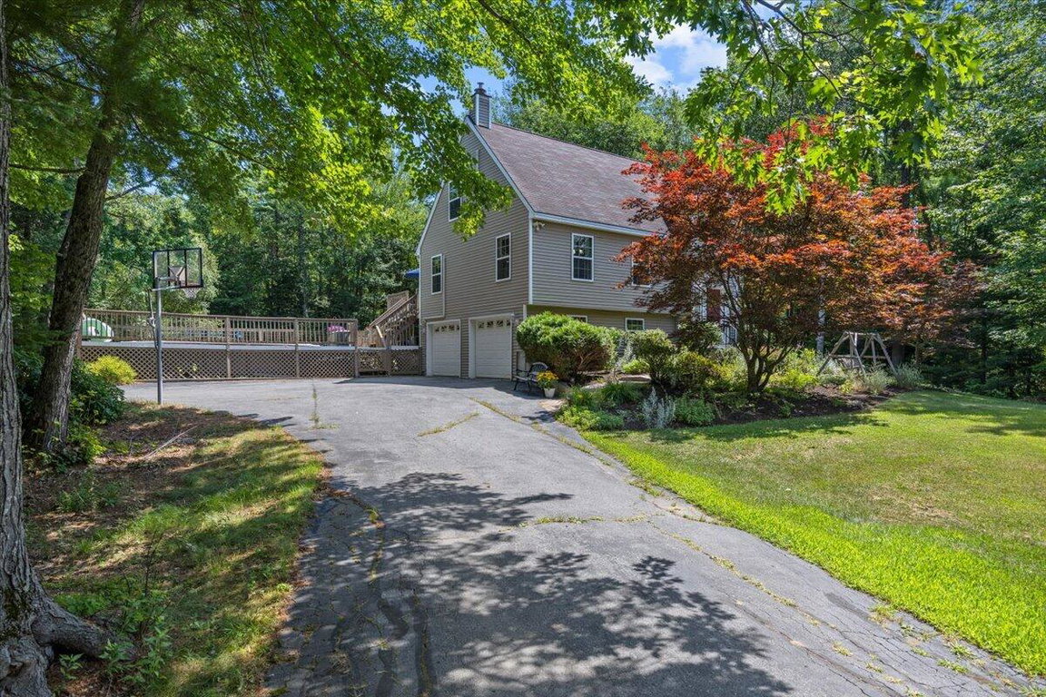 77 Ash Swamp Road Scarborough