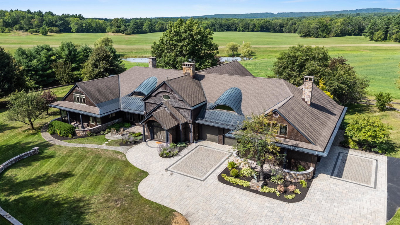 200 Woodville Road Falmouth
