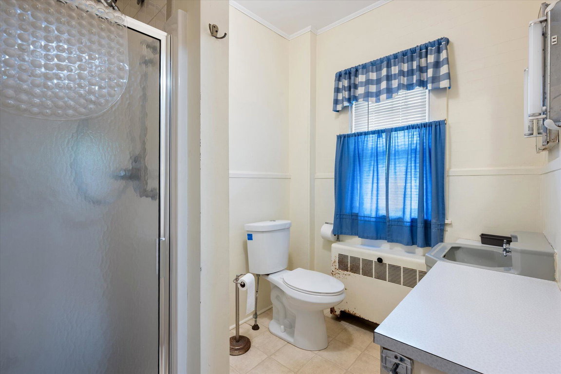 26-Bathroom