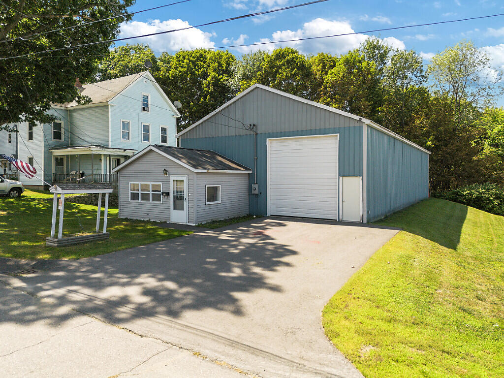 106 Nichols Street Madison