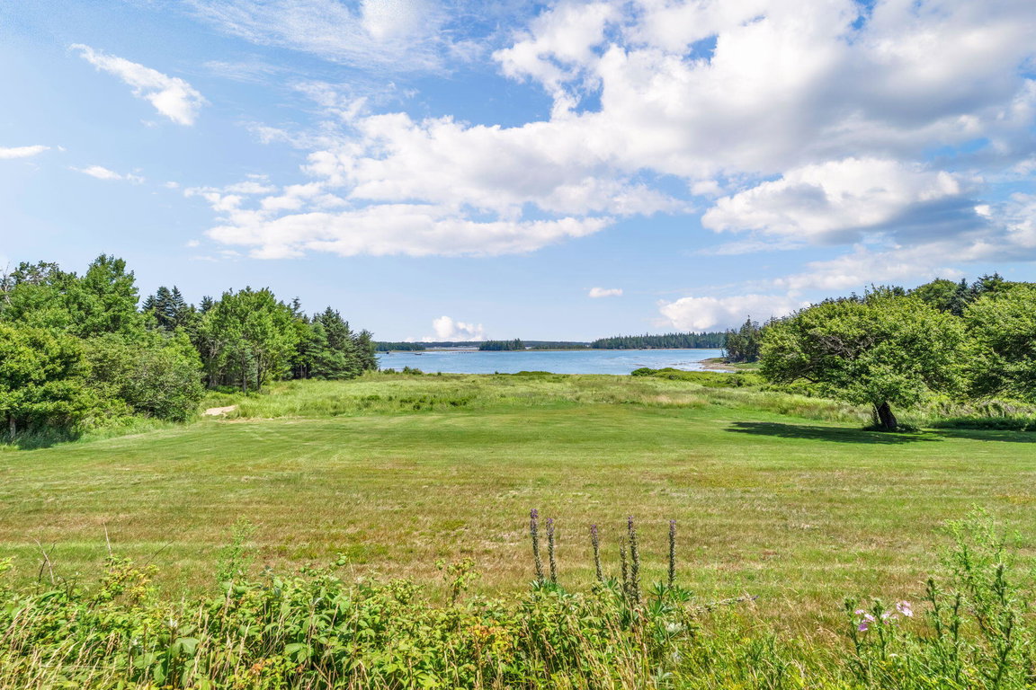 76-web-or-mls-456-cranberry-rd