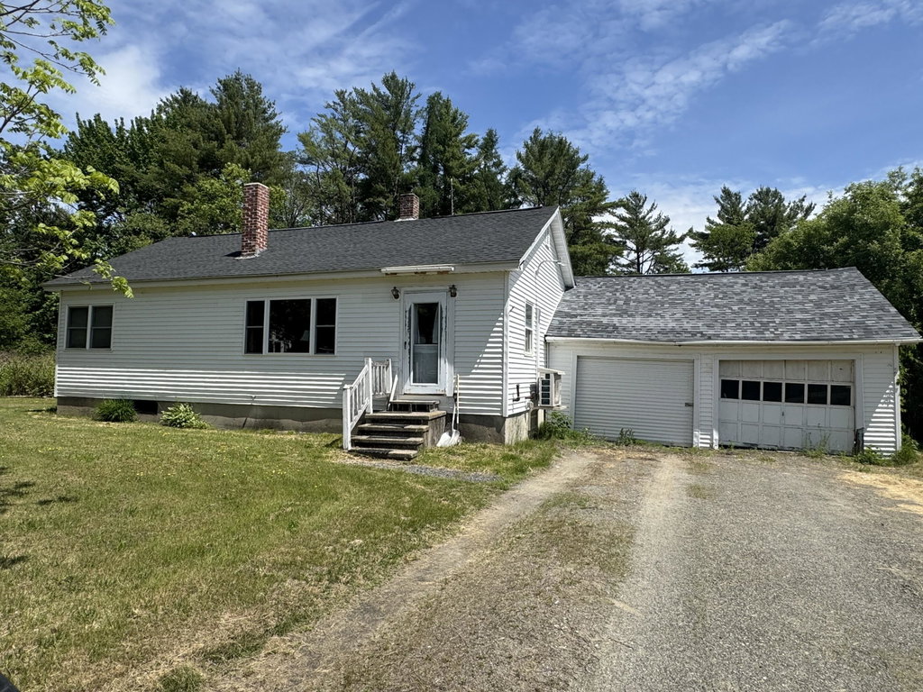 3 Trestle Road Medford