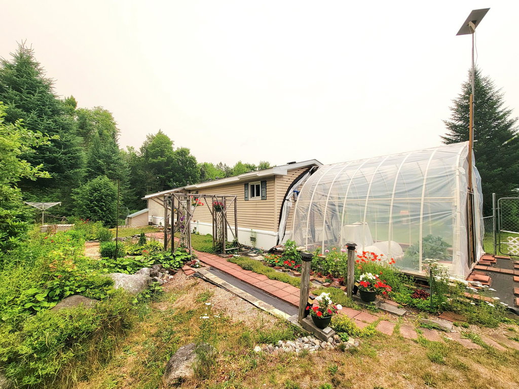 3373 Mariaville Road