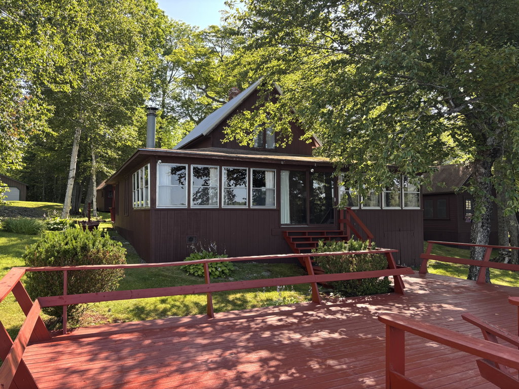 4 Shore Road Abbot