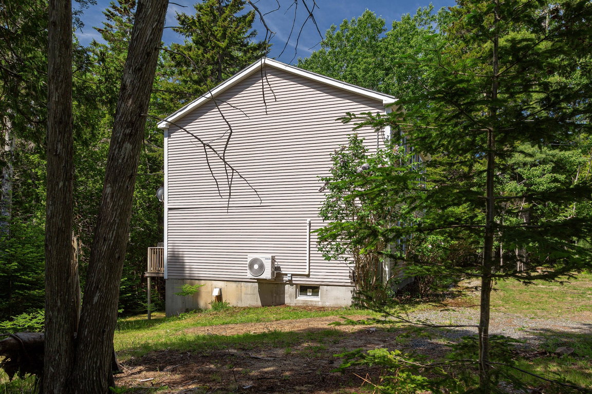 502-Indian-Point-Exterior-10