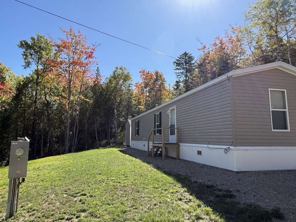 202 Ayers Junction Road Pembroke