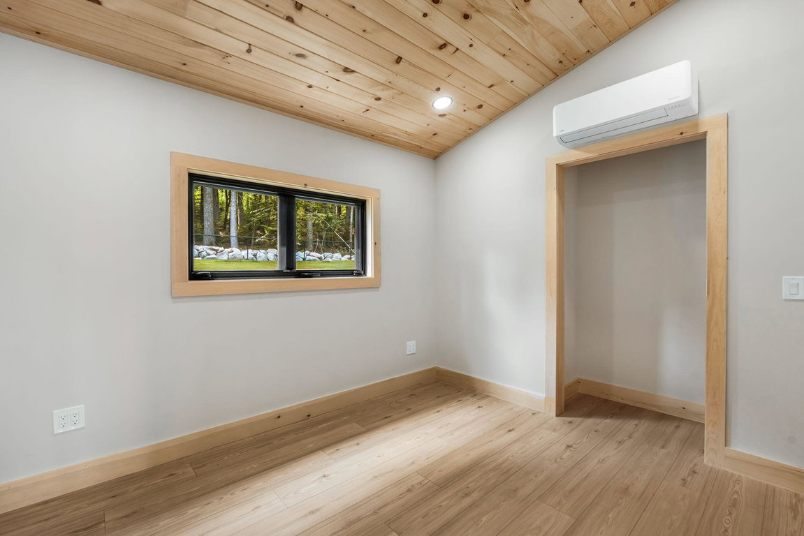 21-web-or-mls-329-nevells-wy
