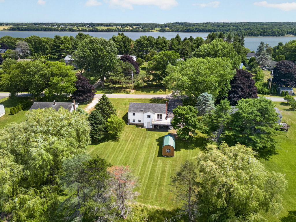 33 Sunset Street Thomaston