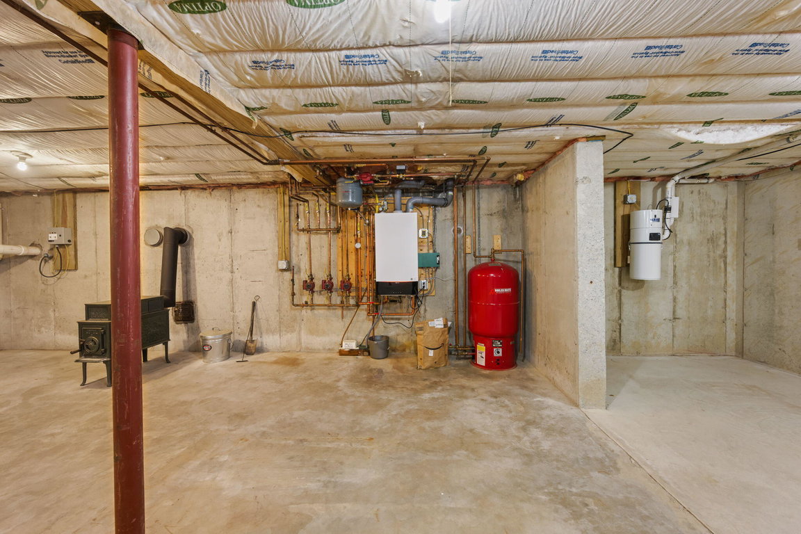 Full Basement