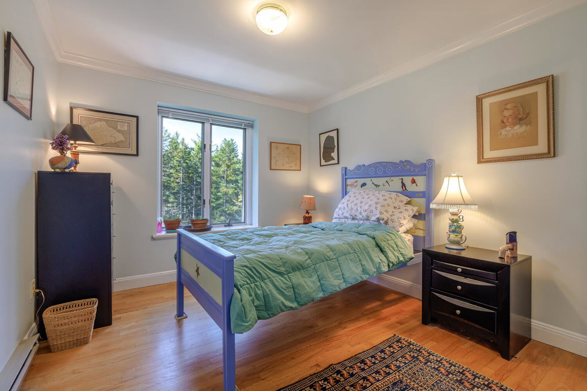Bed2-a