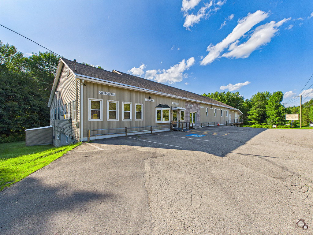 2880 Riverside Drive Vassalboro