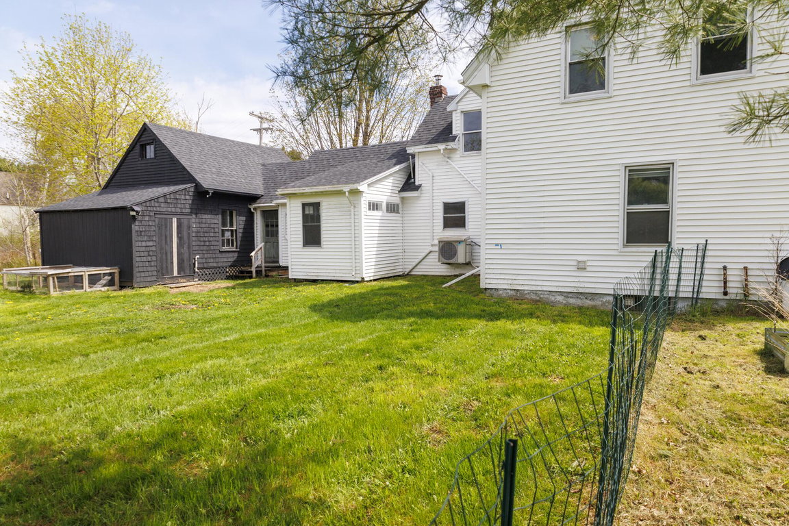 22 Booker Street Thomaston