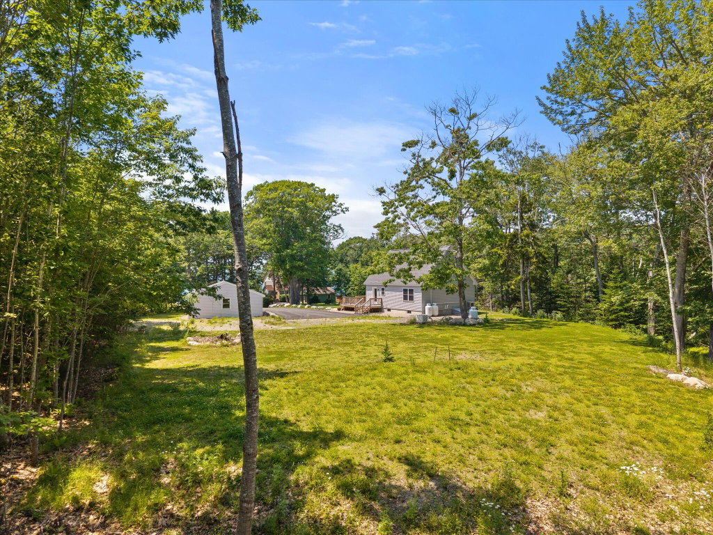 38-43 Nutting Ln