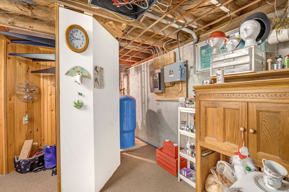 62-web-or-mls-293-scotts-neck-rd
