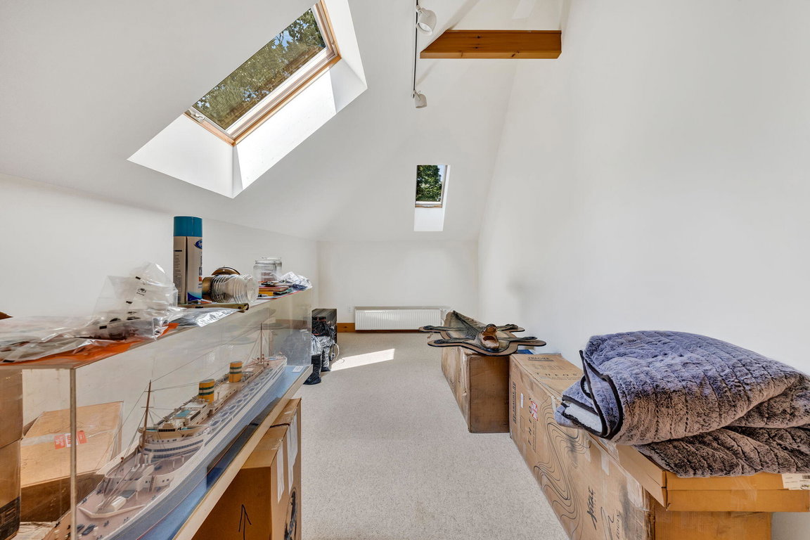 99-web-or-mls-1197-bay-rd