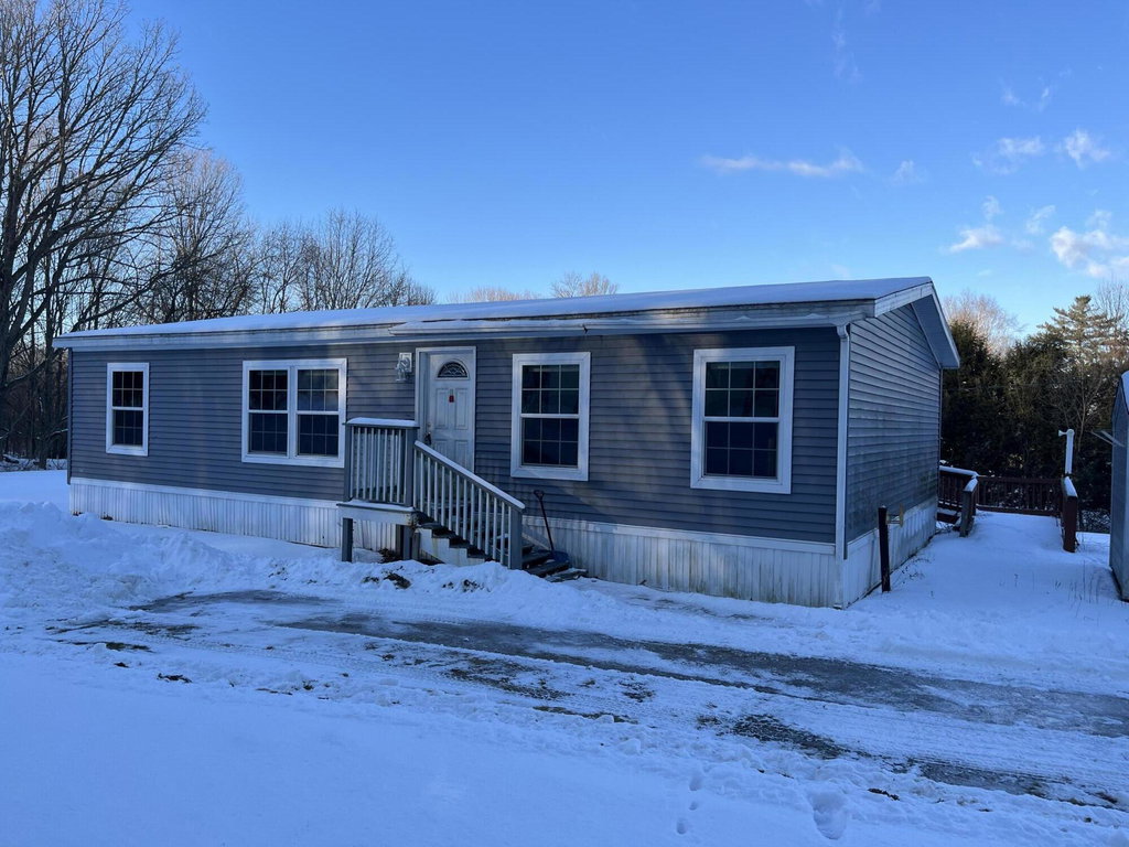 17 Averill Mobile Home Park Benton