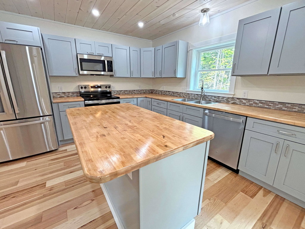 Kitchen (2)