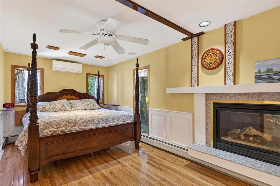 63-107 Ledgelawn Ave (78 of 96)
