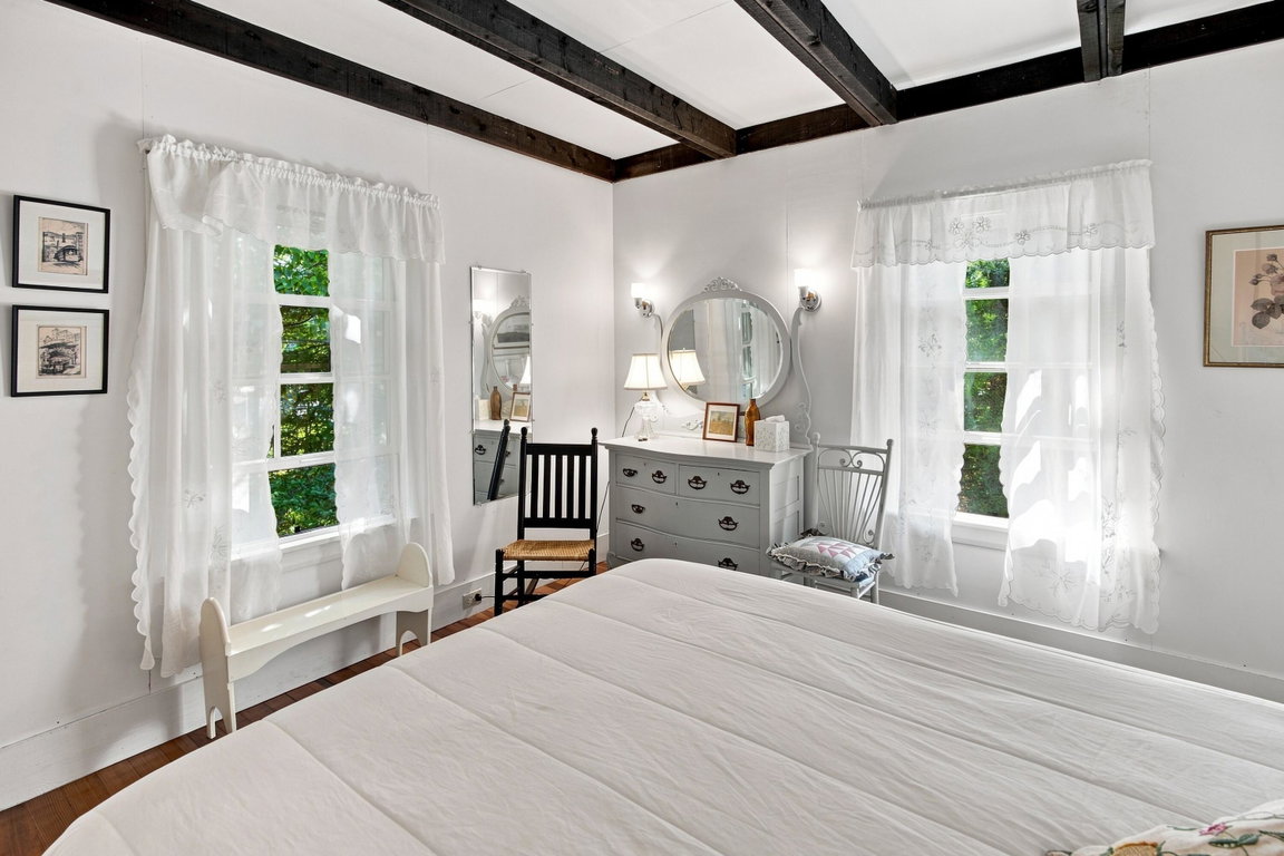 Bedroom 4 copy 2