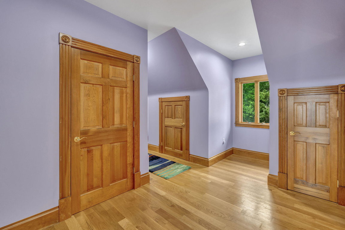 12-web-or-mls-1197-bay-rd