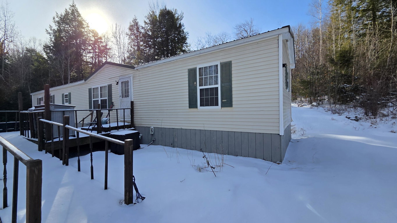 1035 Airline Road Clifton