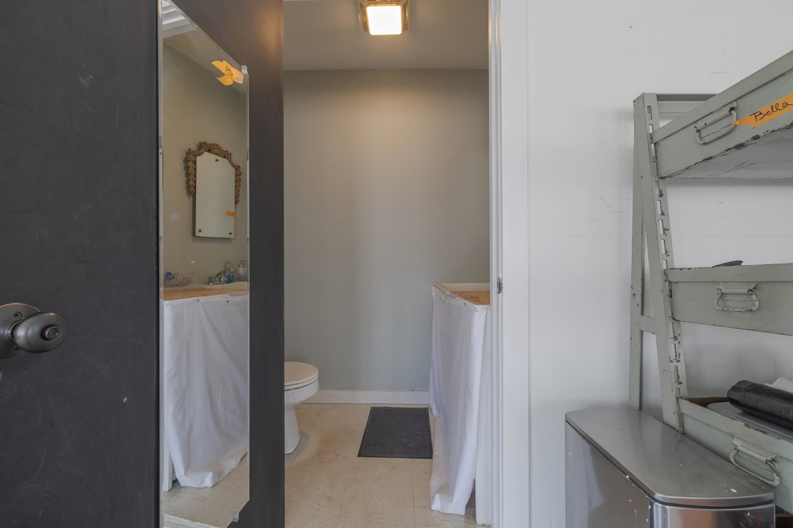 78-33-37 Water Street-DTP