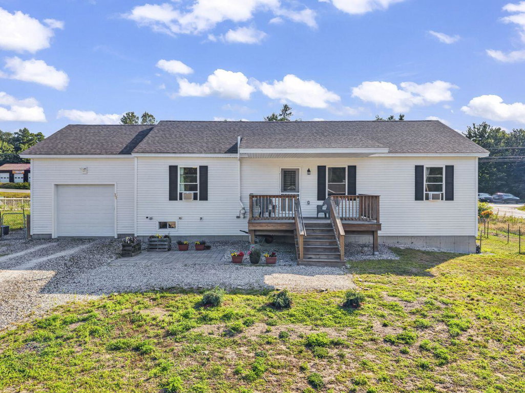 11 Welchville Commons Drive Oxford