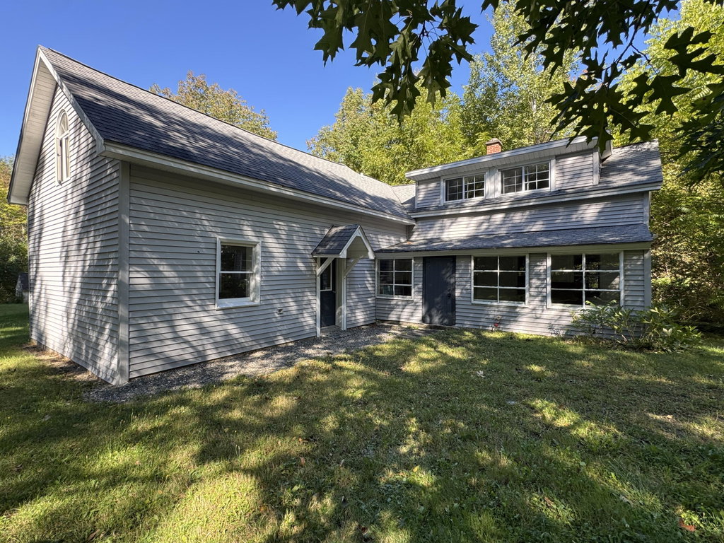31 Mayo Road Hampden