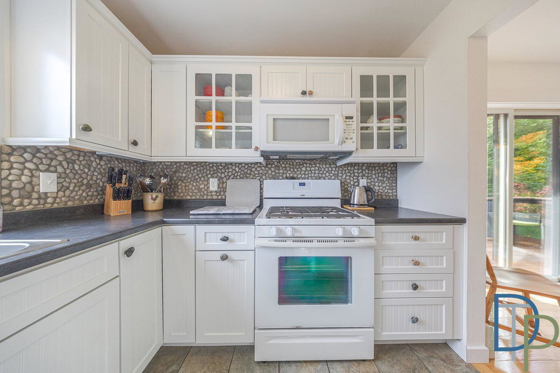1035newburyneck - 39
