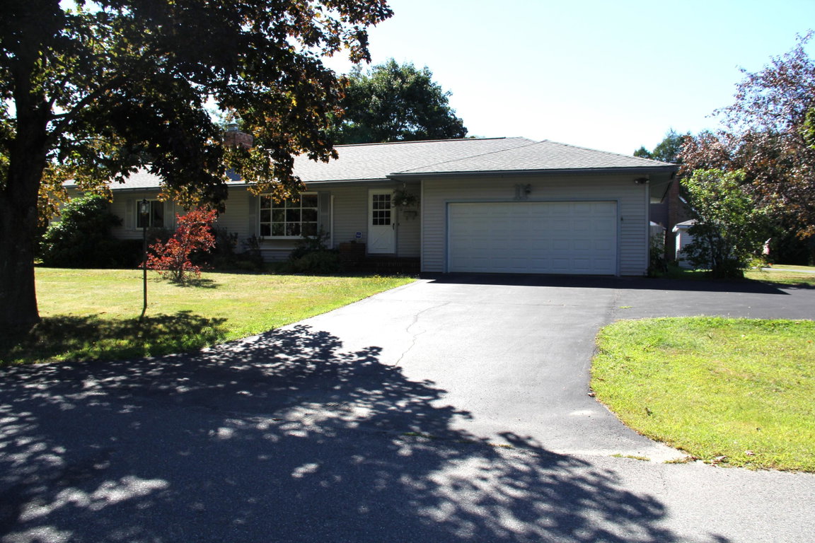 22 Dennis Street Skowhegan