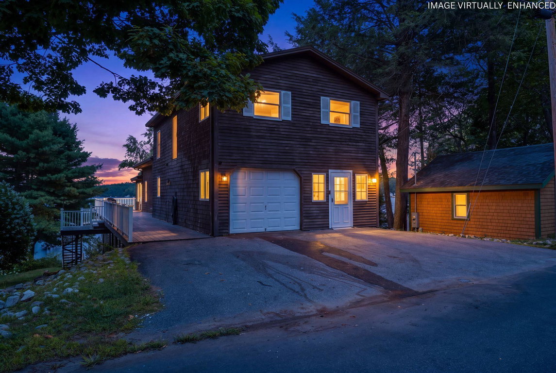77 Whites Point Road Standish