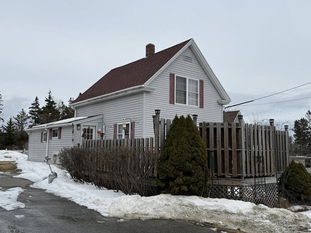 20 Tea Hill Road Stonington