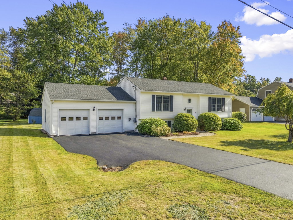 49 Buttonwood Road South Berwick