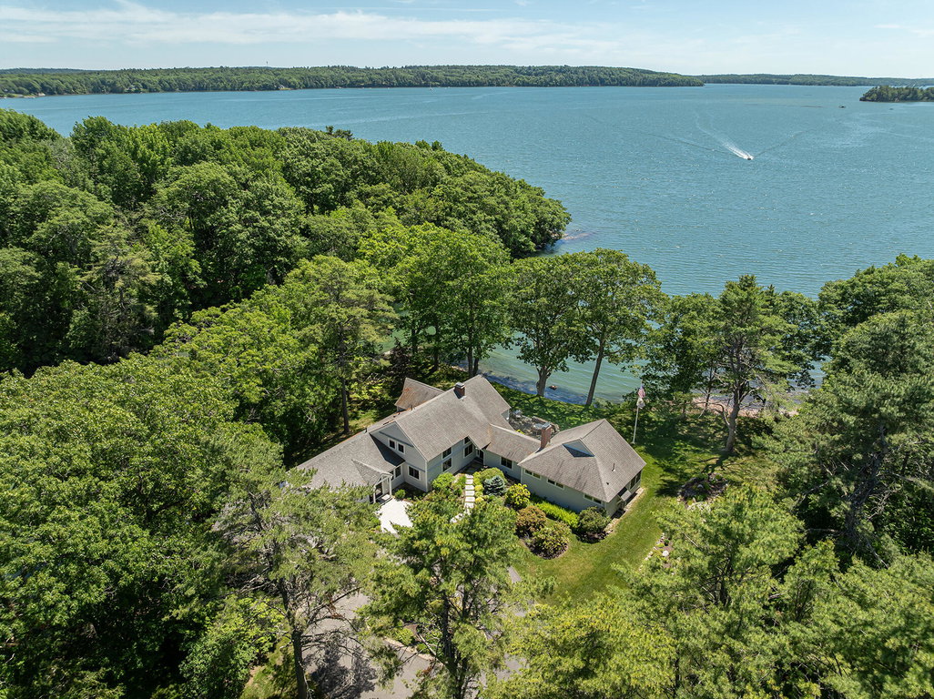 27 Tidal Run Lane Brunswick